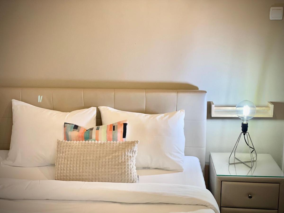 Private Place To Stay Self Check In-Nonstop- Netflix-Wifi Resita Bagian luar foto