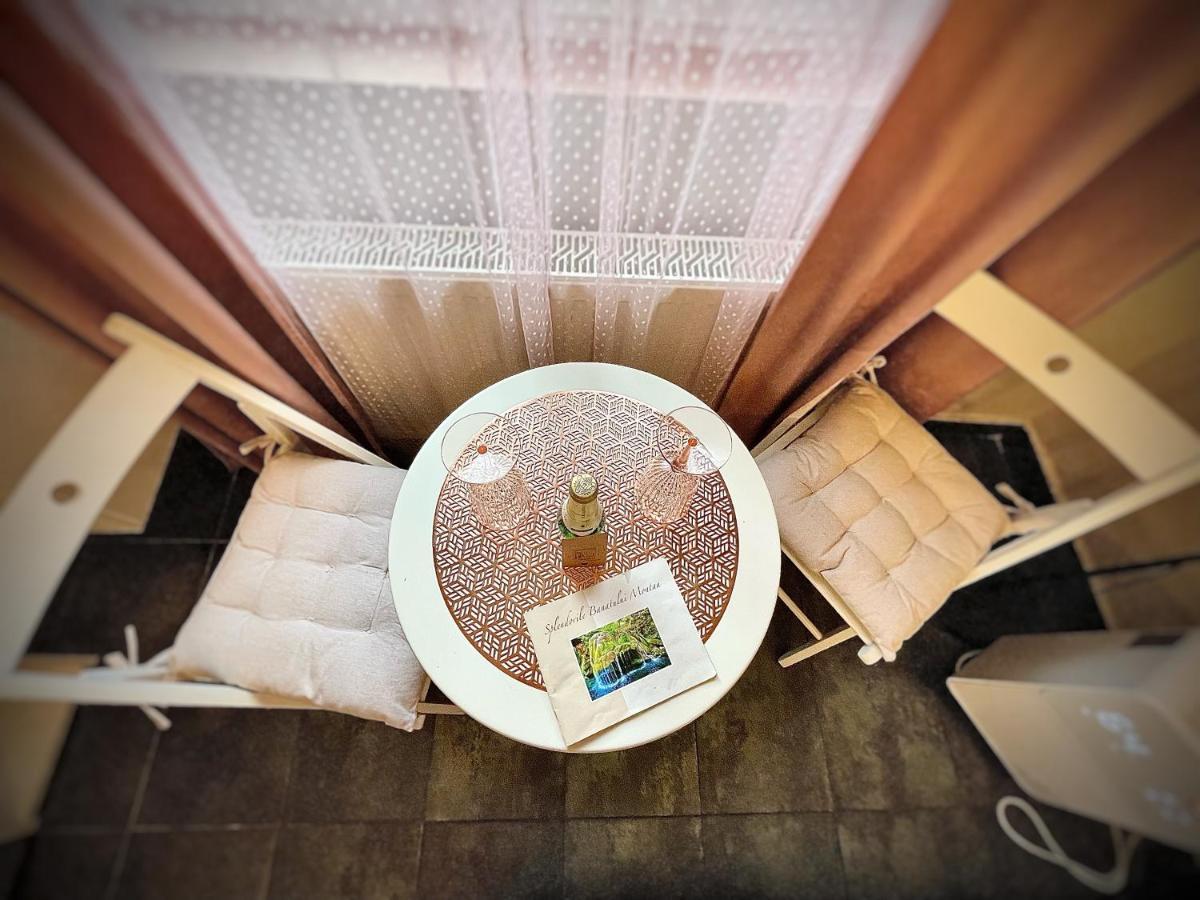 Private Place To Stay Self Check In-Nonstop- Netflix-Wifi Resita Bagian luar foto